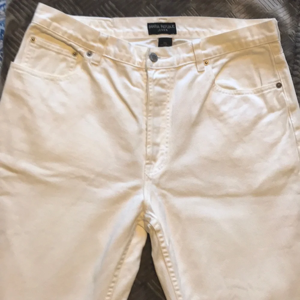NWOT Banana Republic white jeans